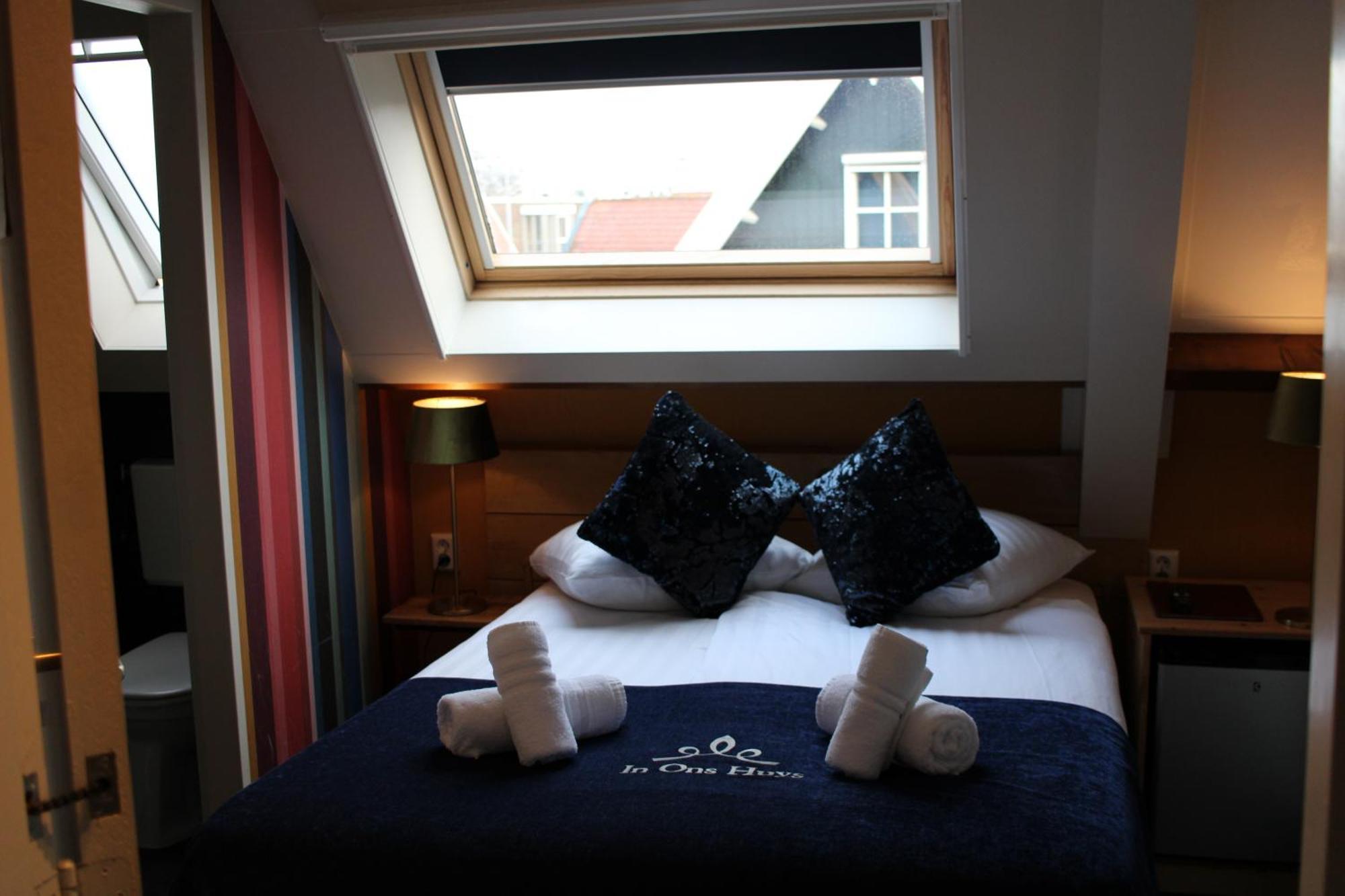 Hotel West Inn Hippolytushoef Eksteriør billede